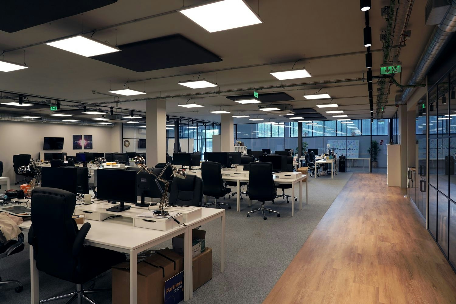 Porto office - workplace perspective